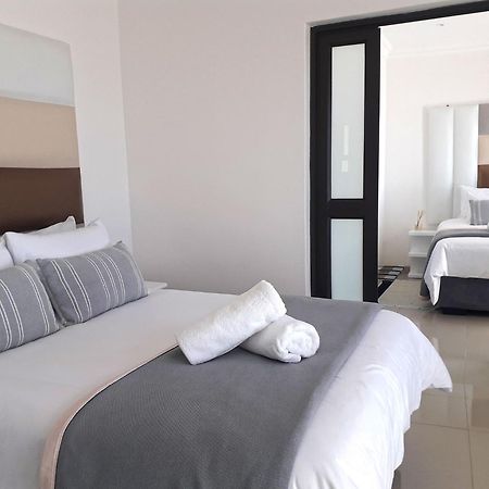 Shark Island Guesthouse Lüderitz Екстериор снимка