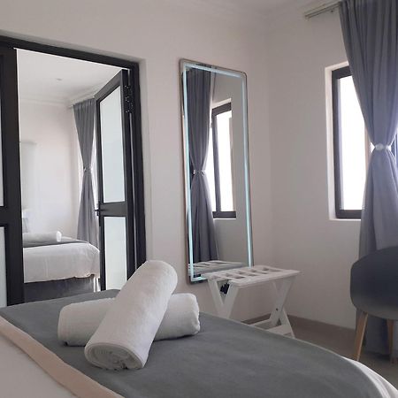 Shark Island Guesthouse Lüderitz Екстериор снимка
