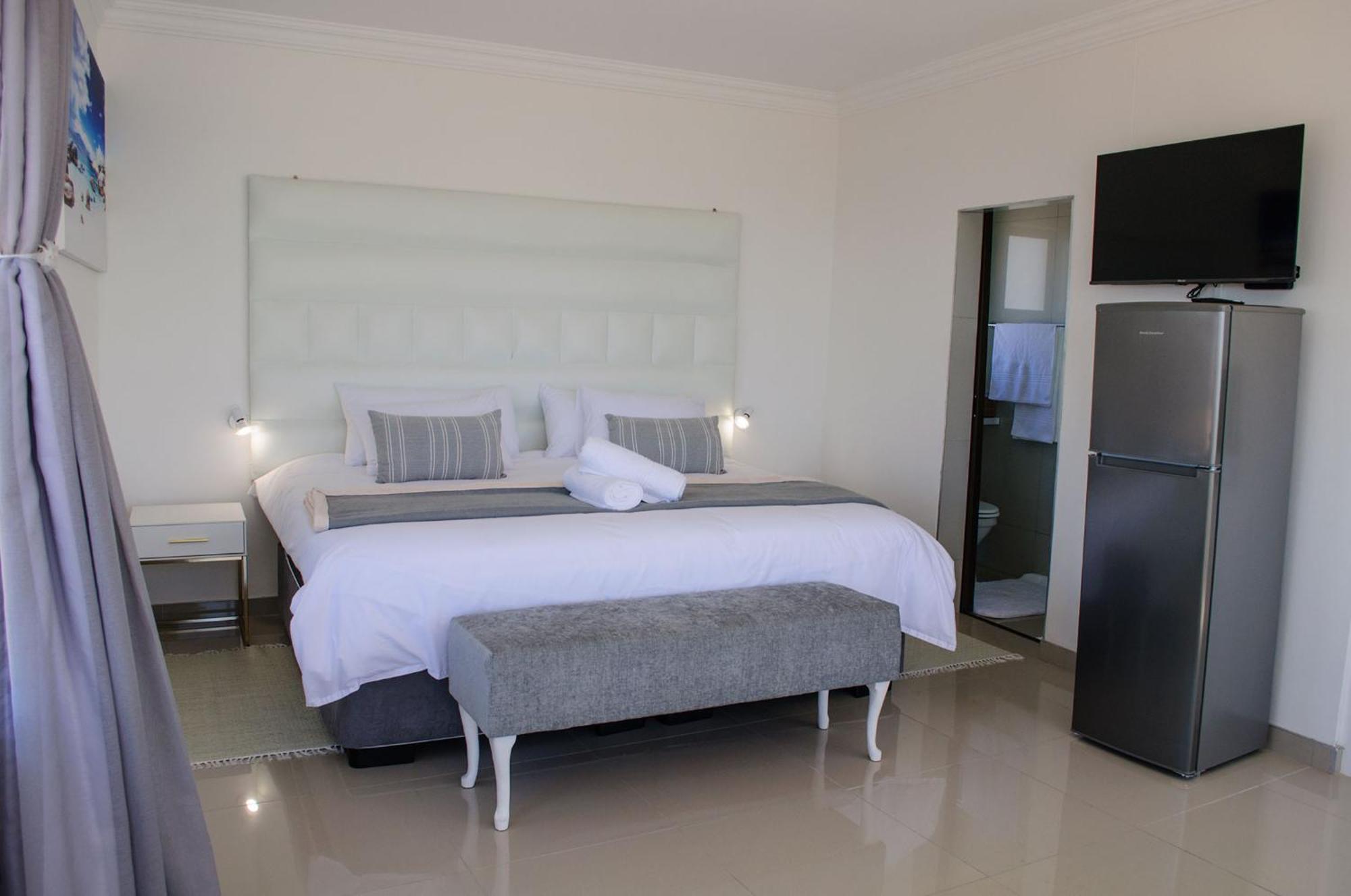 Shark Island Guesthouse Lüderitz Екстериор снимка